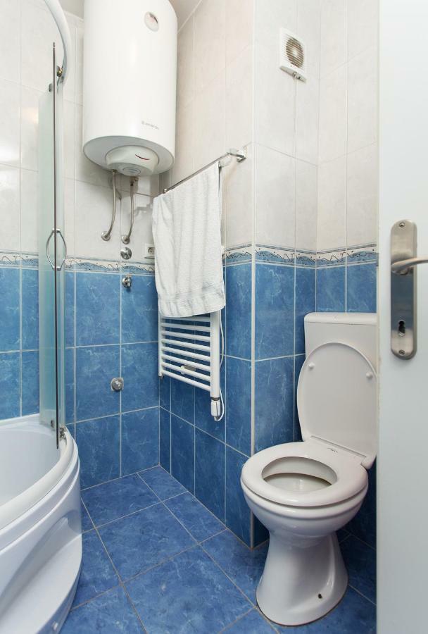 Private Room-1 Person Guest house